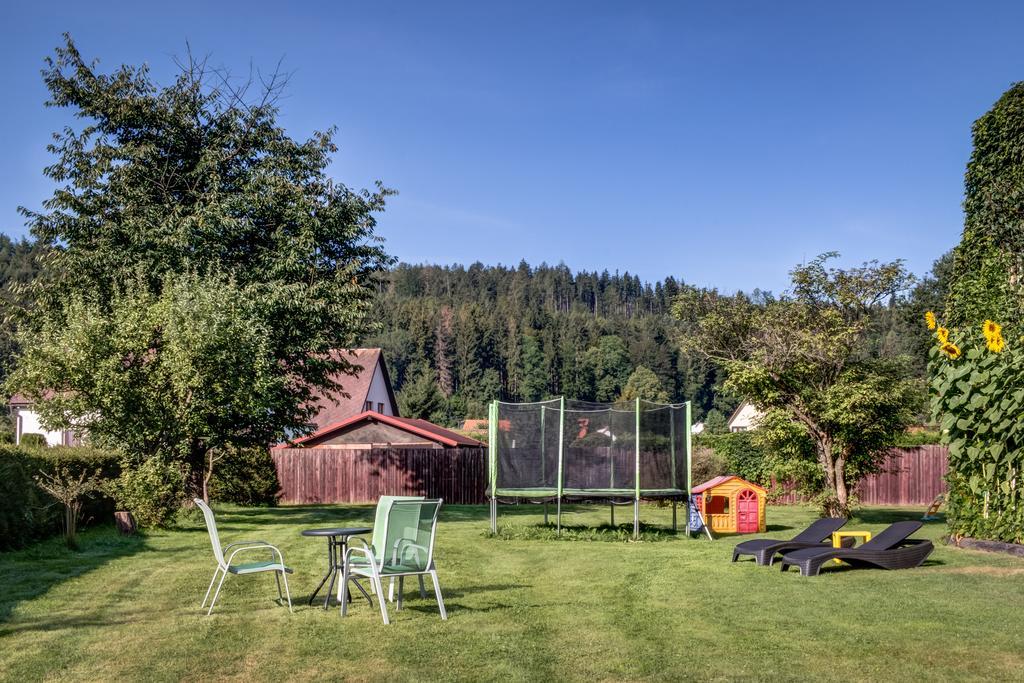 Pension Pod Morskym Okem Karlovice  Exteriör bild