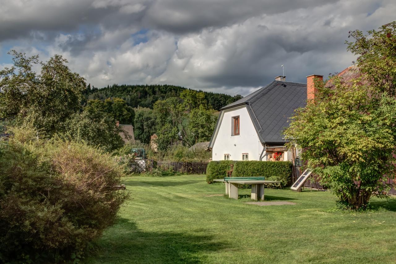 Pension Pod Morskym Okem Karlovice  Exteriör bild