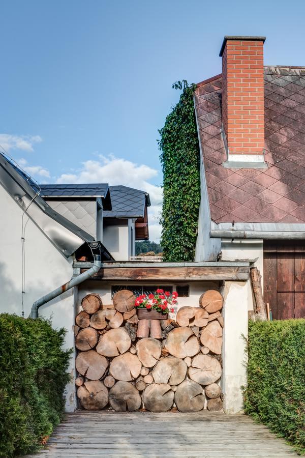 Pension Pod Morskym Okem Karlovice  Exteriör bild